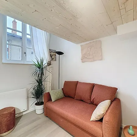 Homestay Saint-amour - Centre - Et Salle De Bain Wc Privee - Cuisine Partagee Anse