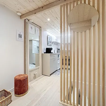 Saint-amour - Centre - Et Salle De Bain Wc Privee - Cuisine Partagee *