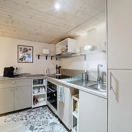 Homestay Saint-amour - Centre - Et Salle De Bain Wc Privee - Cuisine Partagee *